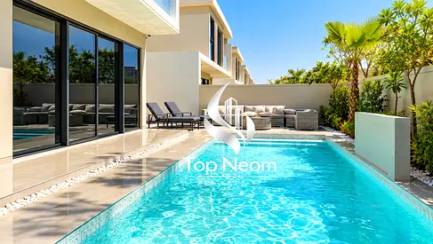 SINGLE ROW | 4 MASTER BEDROOMS | POOL & BBQ