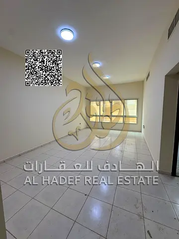 للإيجار بالنعيمية 1، غرفة وصالة واسعة، ماستر بخزانة حائط، حمامين وبلكونة وتكييف مركزي، بناية عائلات، قرب مدرسة الحكمة ورويال للمفروشات، 32 ألف.شقه مم
