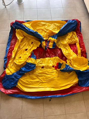 Kids Inflatable Bouncy Castle – Excellent Condition