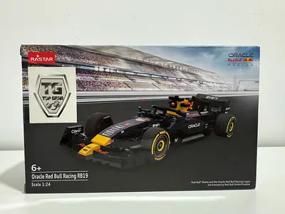 Max Verstappen F1 Lego Car Set