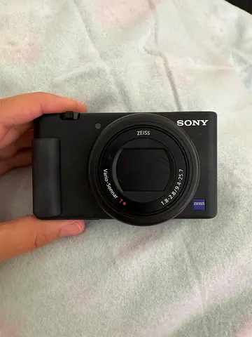 Used Sony 7V1