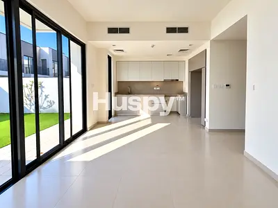 Vacant | Family Community | Private Garden