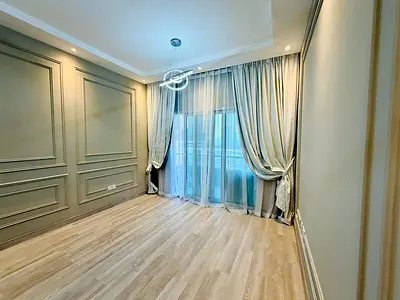 Fully Upgraded | Vacant | Closed Kitchen