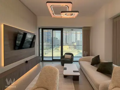 Fully Furnished | Middle Floor | Corner Unit