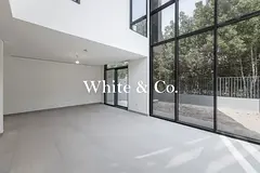4BR End Unit | Close to Pool | Single Row