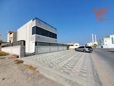 فيلا مودرن جديدة 3 غرف بإطلالة بحرية خلابة