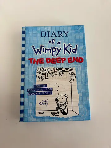 Diary of a Wimpy Kid: The Deep End - Paperback (used)