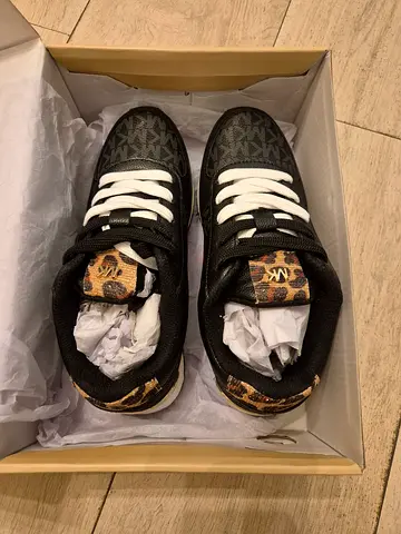 Black Michael Kors sneakers with leopard trim - EUR 34 size