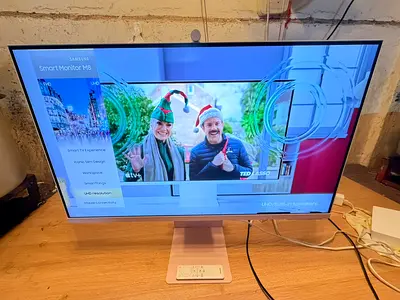 Samsung M8 32-inch flat-panel display that combines a 4K UHD workstation monitor with a built-in Tiz
