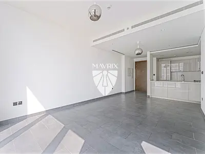 Spacious | High floor | Open View | Vacant