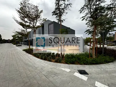 CORNER / HANDOVER WITHIN 2 MONTHS