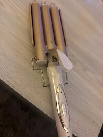 Hair curlers