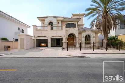 Beachfront Living | Stunning Sea Views