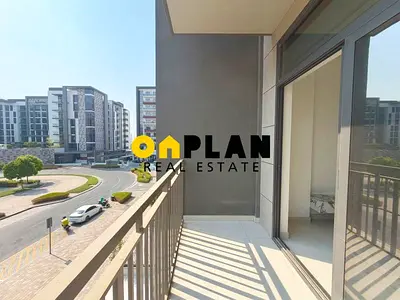 Modern Studio | Kitchen Appliances| Boulevard View