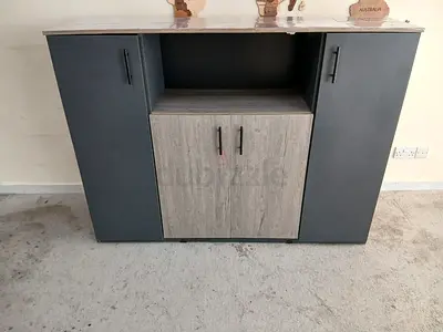 Two-tone sideboard cabinet with storage shelves and doors