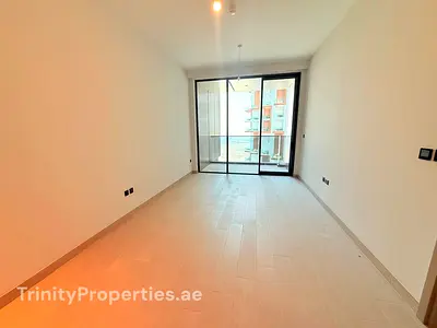 Elegant 1BR | Unfurnished | Available