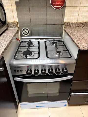 Stove 500aed like new barely used