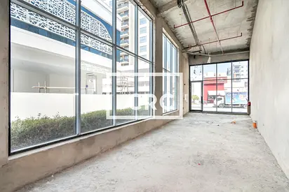 4 Parking Spaces | Prime Retail | Vacant