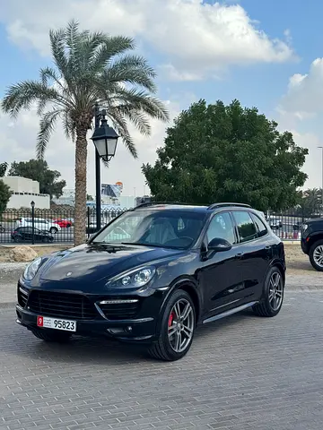 2013 Porsche Cayenne GTS - GCC Specs