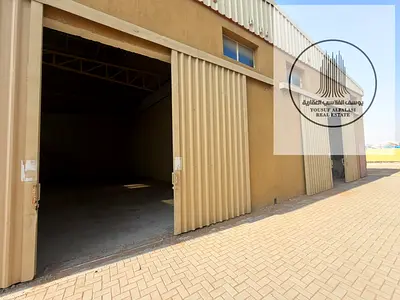 4 Warehouses with 29,000 Sq Ft Yard for Rent in UAQ