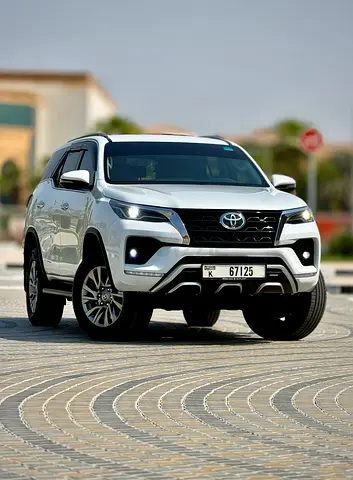 Toyota Fortuner VXR V6 2023 GCC Specs Full Option