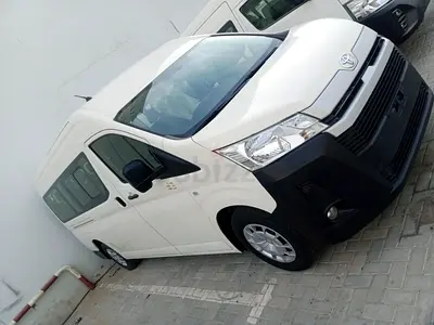 Toyota Hiace GLX 2025 GCC Specs