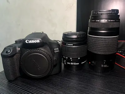 Canon 1300D DSLR camera
