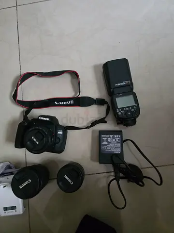 Canon EOS 800D DSLR Camera Bundle for Sale – 3 Lenses + Flash + Camera Bag