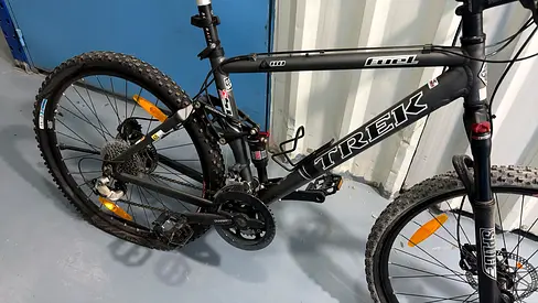 Trek Marlin-style Mountain Bike - Good Condition, Ready to Ride