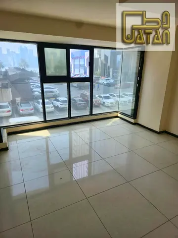 مكتب شاغر للإيجار – المجاز 2، الشارقة