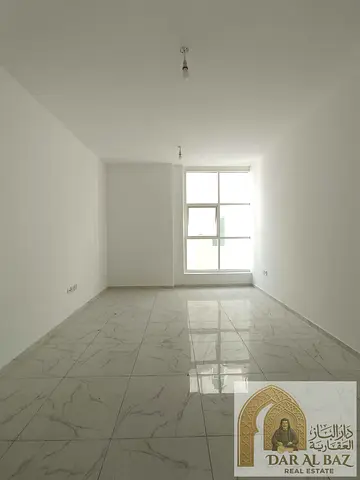 with Free Gym, Pool & Parking