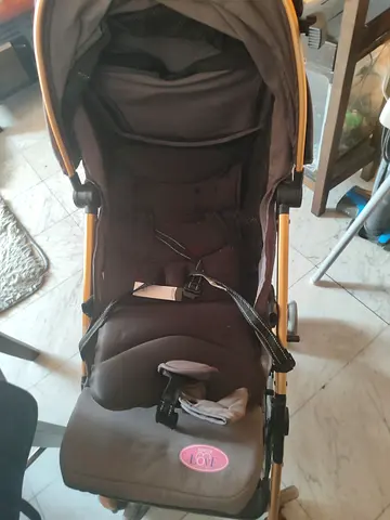 Traveling stroller