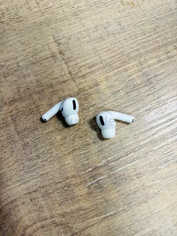Apple AirPods Pro 1 Buds Left Bud Right side bud earbuds only A2083 A2084 Good working Condition
