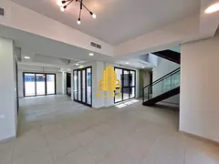 Fully Renovated 5 Bedroom Villa | Pool & Gym | Beach Access