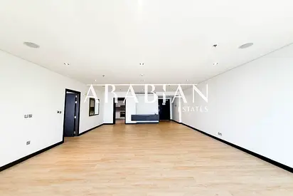 Spacious 1BR | Unfurnished | Prime Palm Jumeirah