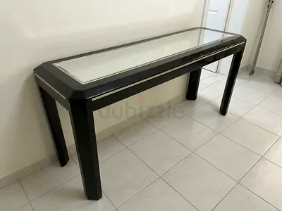 Black lacquered console table with glass inlay - long hallway table