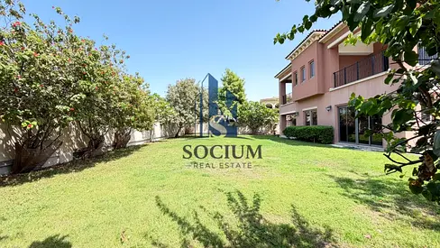 Cozy 4BR Villa|Single-Row villa on Huge Plot