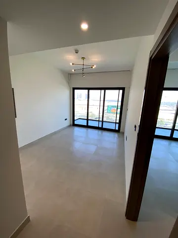 UNFURNISHED | SPACIOUS LIVING | BRAND NEW