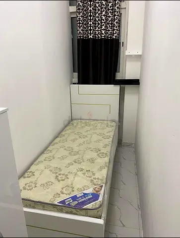 Partion with window for rent