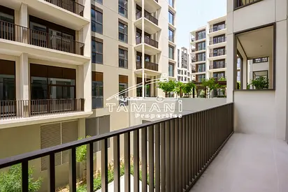 Brand New 1BR Low floor Cummunity view