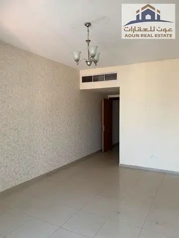 استمتع بأسلوب حياة عصري ومريح في أحد أكثر المواقع حيوية وإقبالاً، مع كافة المرافق التي تلبي تطلعات عائلتك.  تفاصيل العقار والمميزات:  نوع العقار: شقة