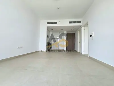 Best Price - Hot Offer - Ready to Move - Premium Location