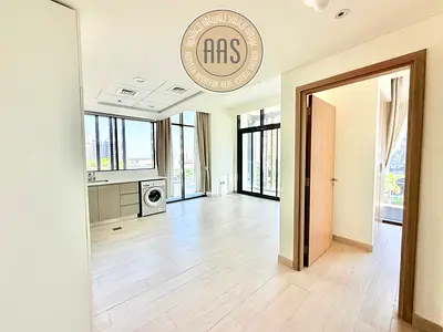 Corner 1 bedroom apartment •• main boulevard view •• chiller free •• Ready to move