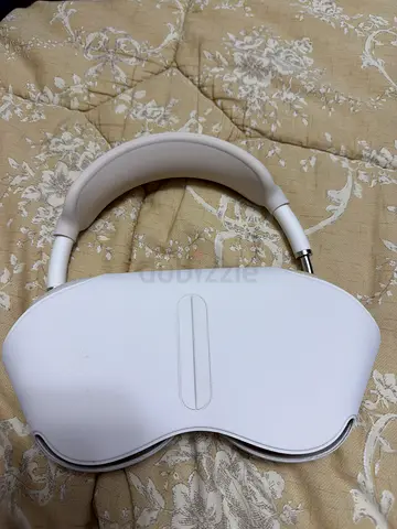 Apple AirPods Max - White Over-Ear Headphones (Used) BRAND NEW 1 MONTH OLD