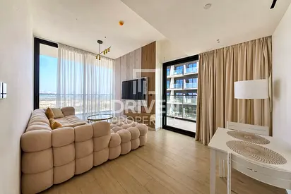 Ready to Move in | Spacious Layout | Corner Unit