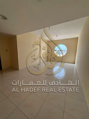 🏡✨ شقة غرفتين وصالة للإيجار السنوي في البوطينة – الشارقة ✨🏡 فرصة مميزة للسكن في منطقة البوطينة بالشارقة، حيث الموقع الحيوي والقرب من مختلف الخدمات