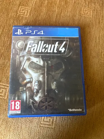 Fallout 4 (PS4) - Physical Copy, Good Condition
