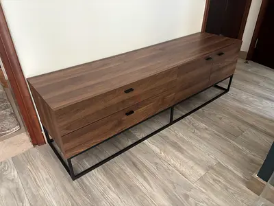 Homebox TV cabinet with metal frame & storage