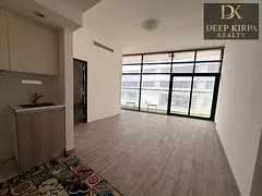 Spacious 1 BR | Modern Layout | Close to Entry Exit