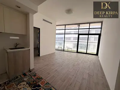 Spacious 1 BR | Modern Layout | Close to Entry Exit